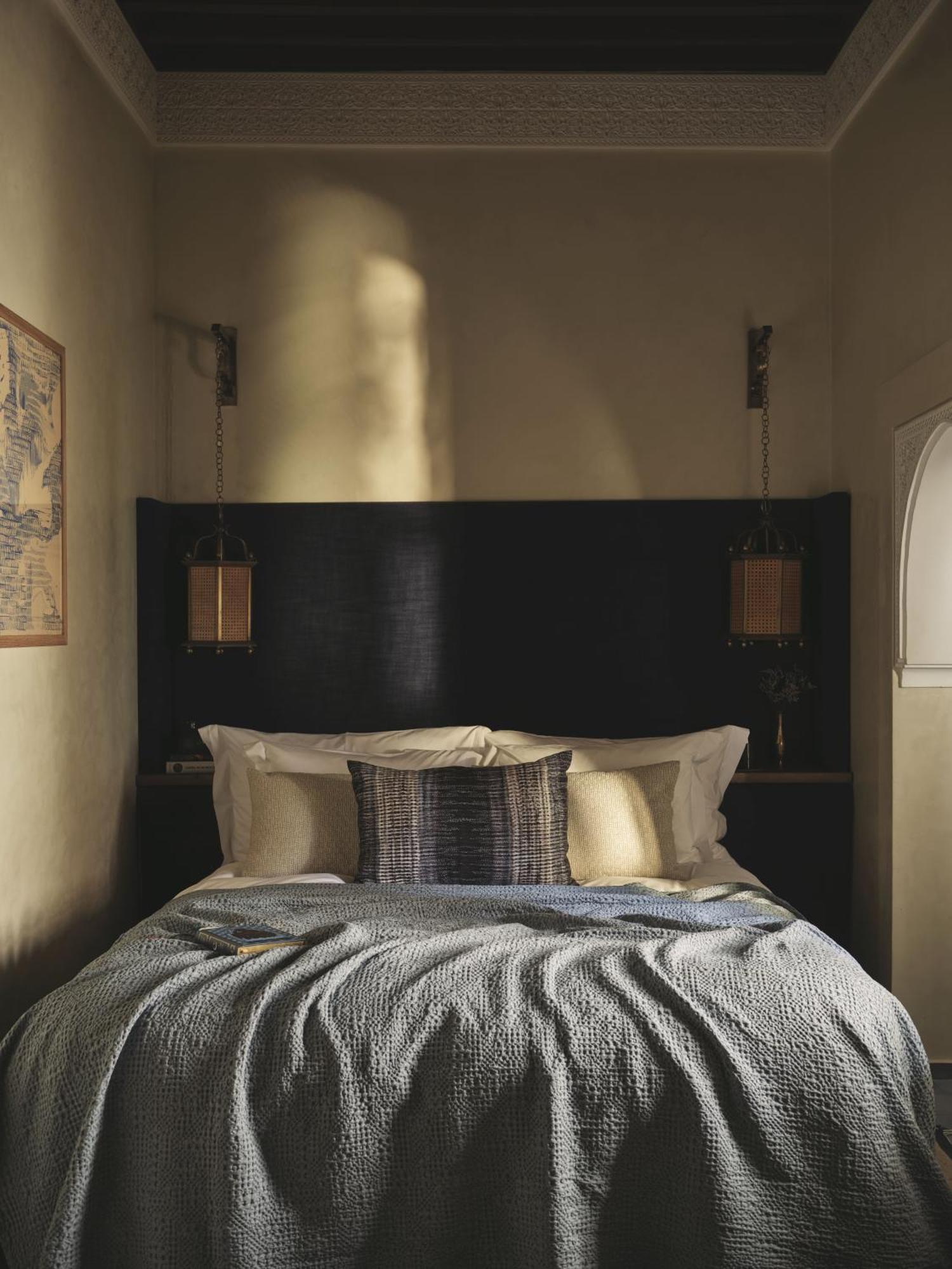 Deluxe Double Room Bath